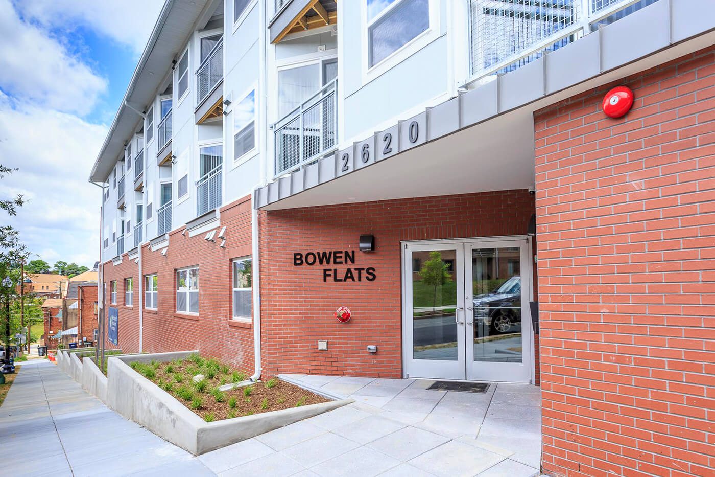 Bowen_Flats_Grand_Opening_June_2017_CMC-9138